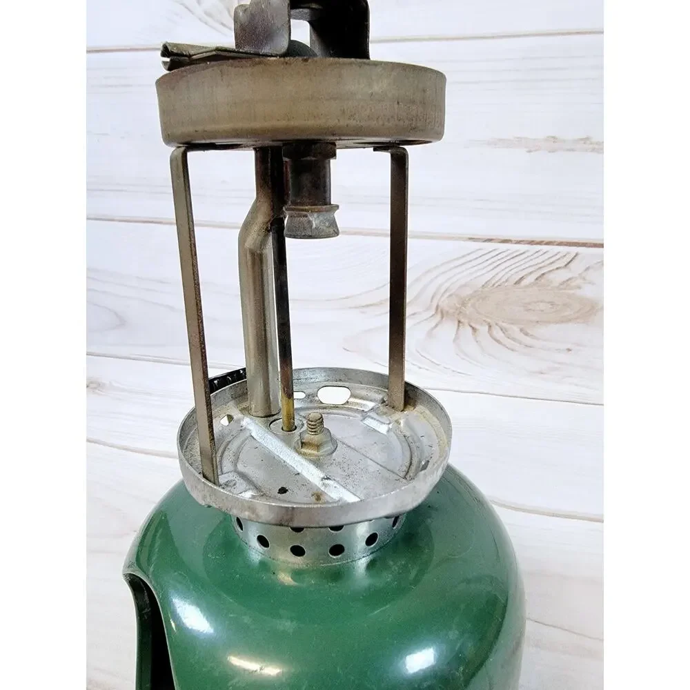 Vintage Coleman 5120 LP Gas Lantern Green 1968 No Globe